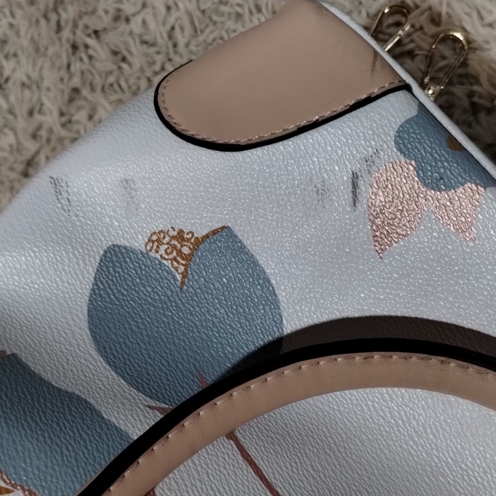 Purse - Picture 6 of 6